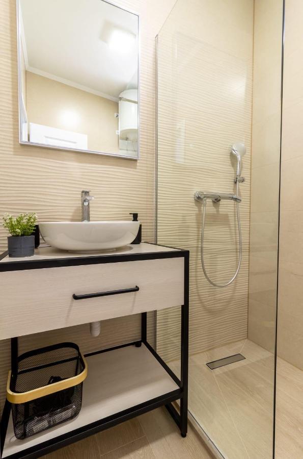 Ankica & Anamarija Apartments Неум Екстер'єр фото